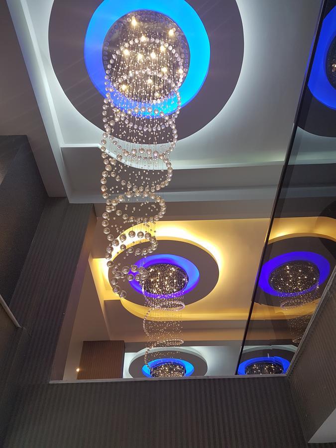 Madi Hotel